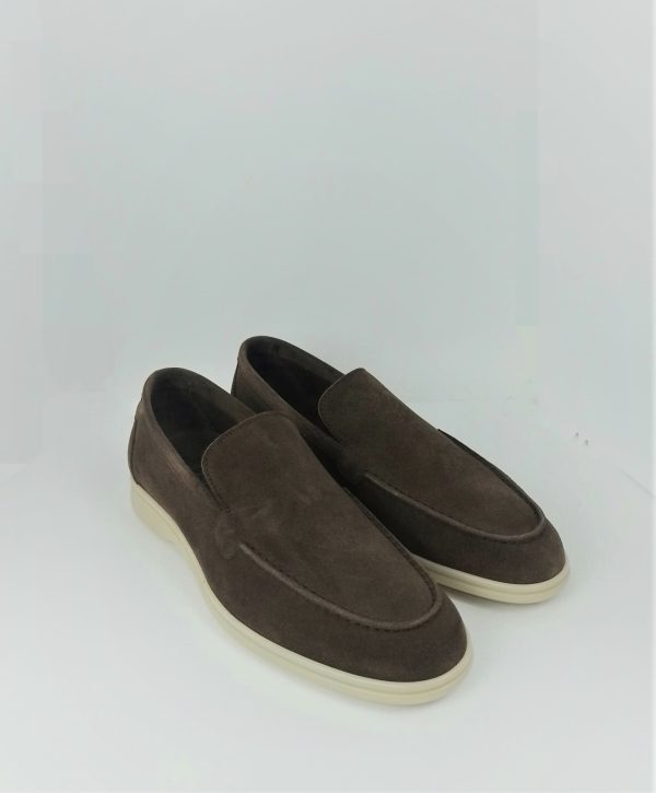 5542 282 MUSTANG — 000 (5625)